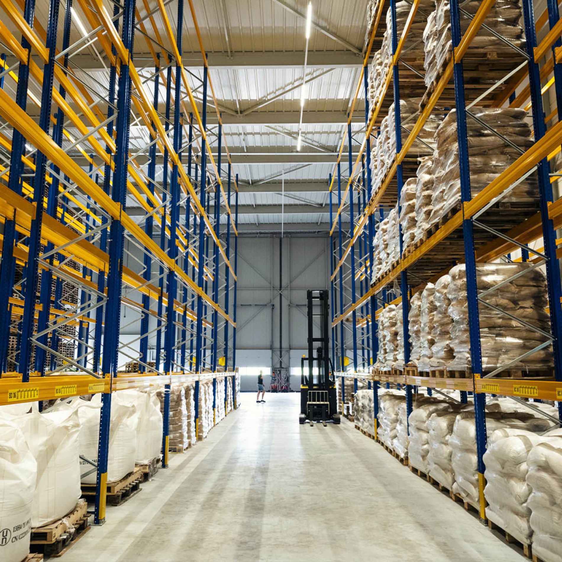 Opslag in het warehouse van Mostert & van de Weg